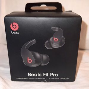 Beats Fit PRO